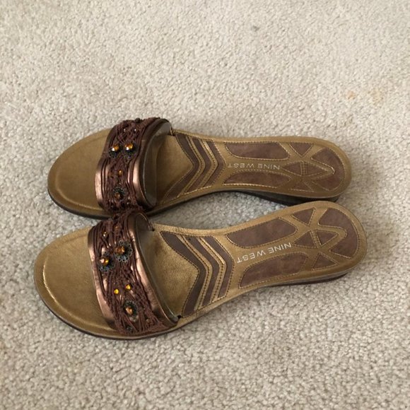 Nine West - Women's Slip On/Glide Sandals - Bronze -Size 9.5M - New in box - Picture 5 of 7